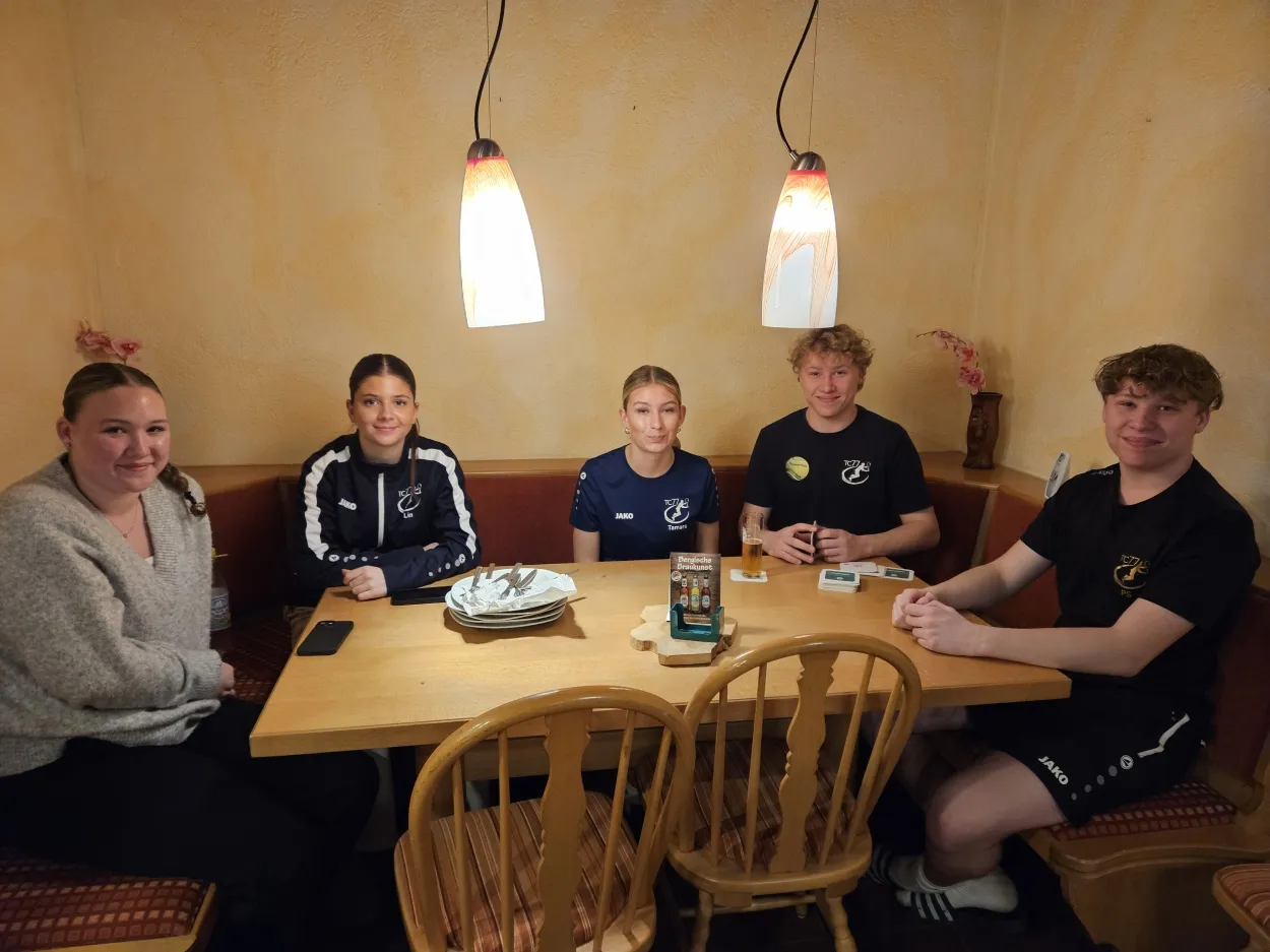 Leider keine Bildbeschreibung für 03 schleifchen (1).jpg vorhanden.